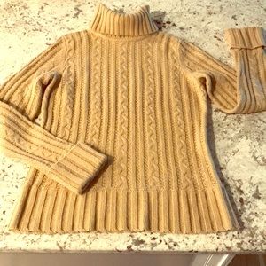 Women’s EXPRESS Gold turtleneck sweater. Size L